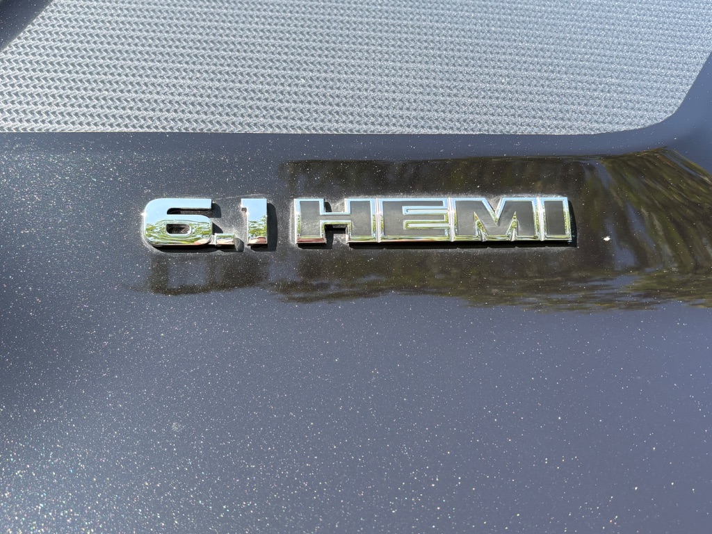 2010 Dodge Challenger - $18,500