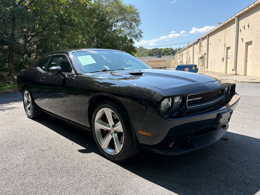 2010 Dodge Challenger - $18,500