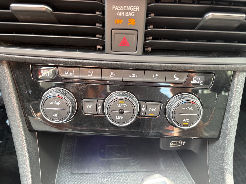 2020 Volkswagen Jetta - $15,500