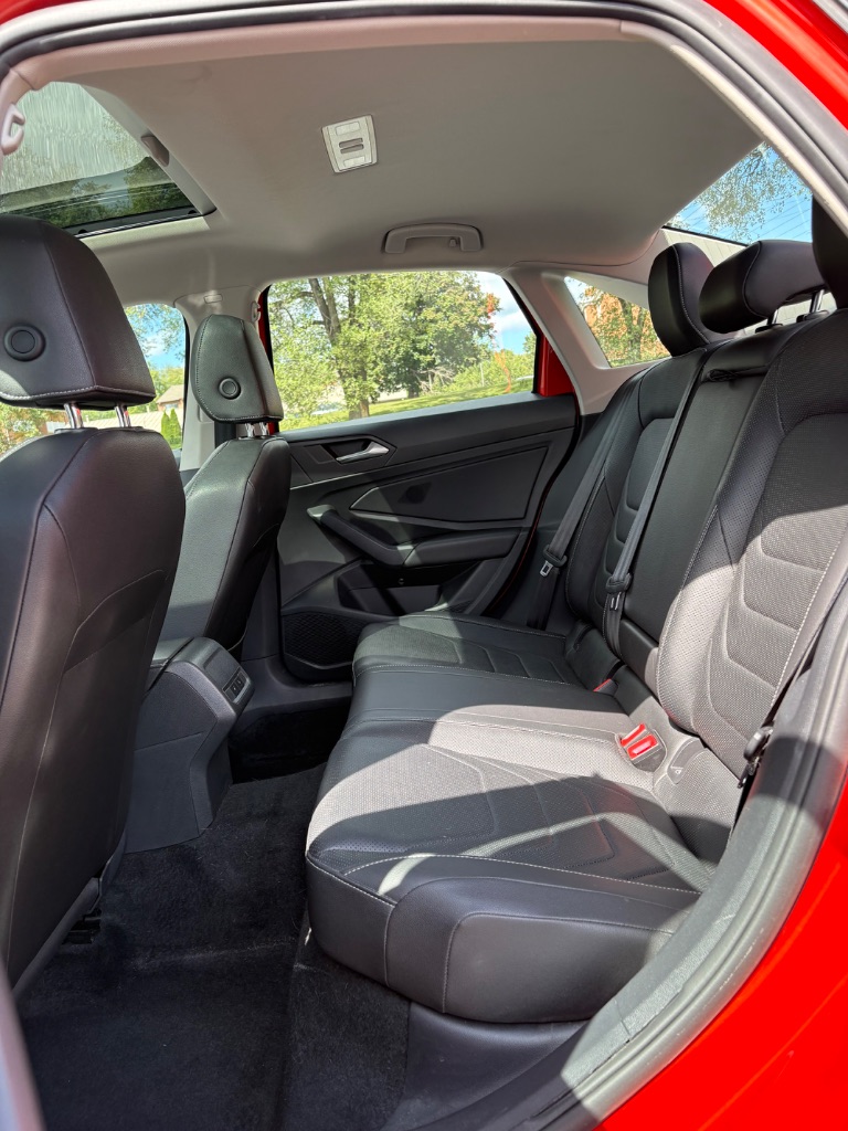 2020 Volkswagen Jetta - $15,500