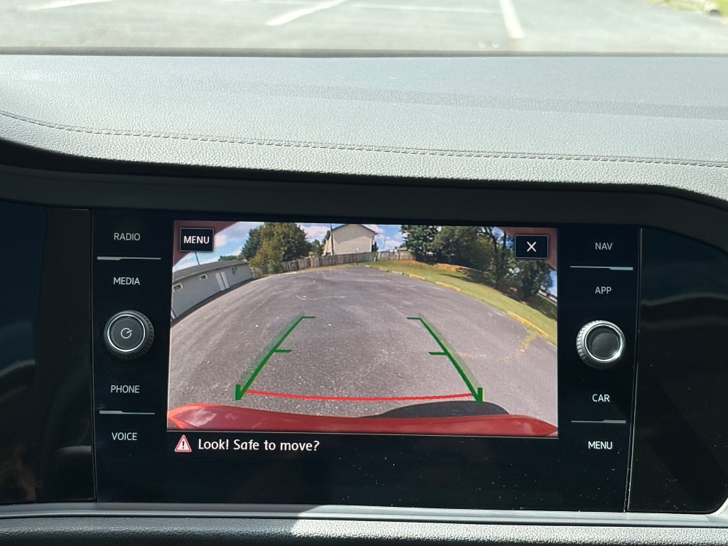 2020 Volkswagen Jetta - $15,500