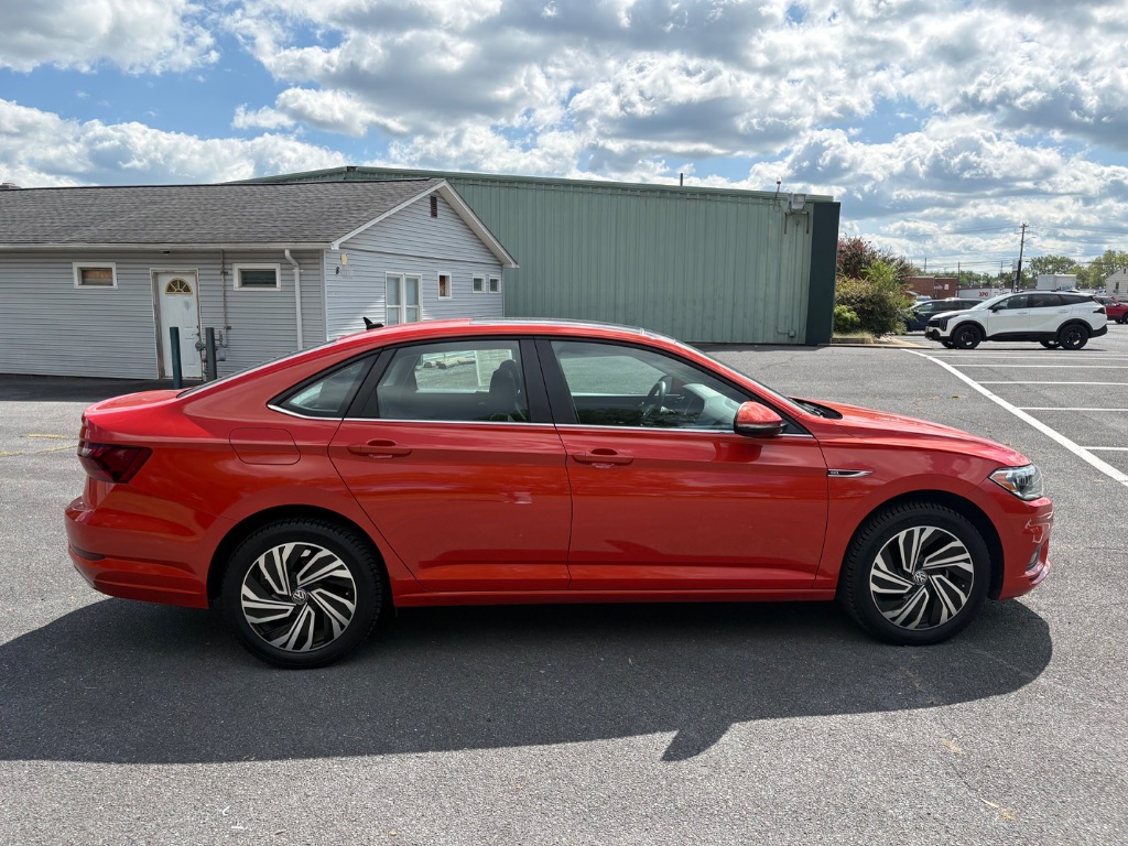 2020 Volkswagen Jetta - $15,500