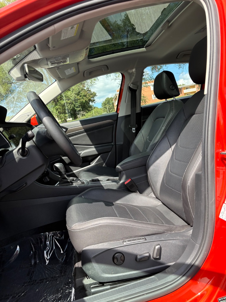2020 Volkswagen Jetta - $15,500