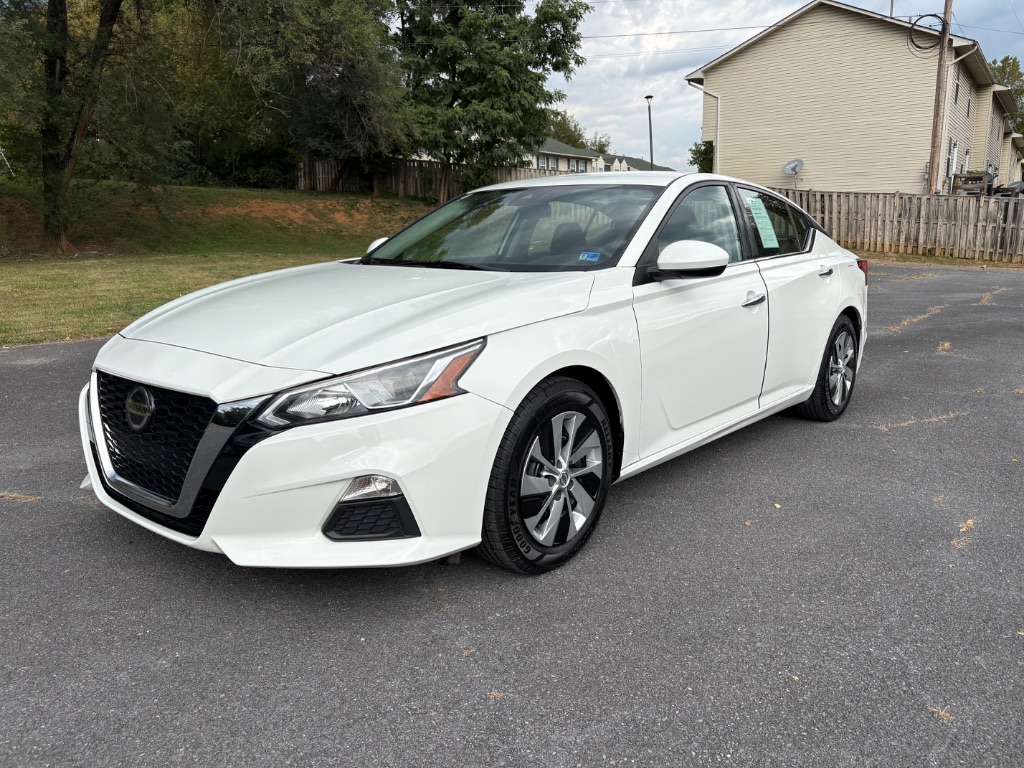 2021 Nissan Altima - $13,800