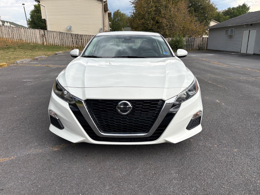 2021 Nissan Altima - $13,800