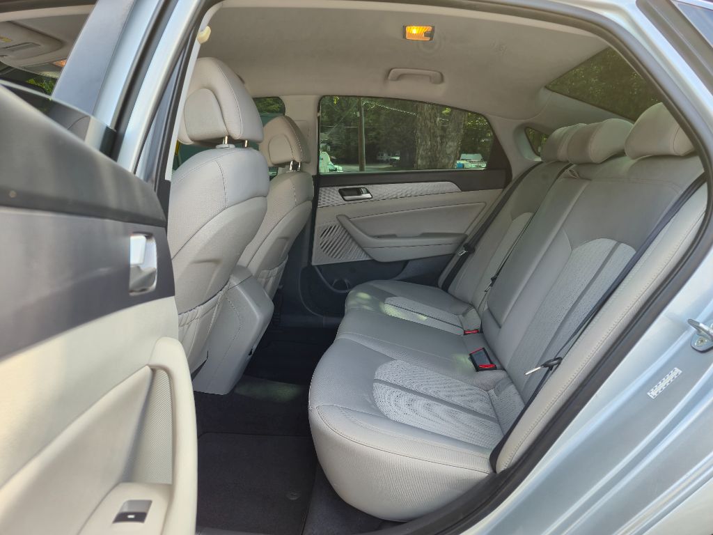 2017 Hyundai Sonata - $10,895