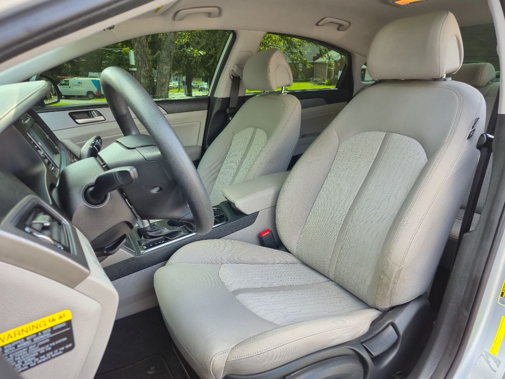 2017 Hyundai Sonata - $10,895