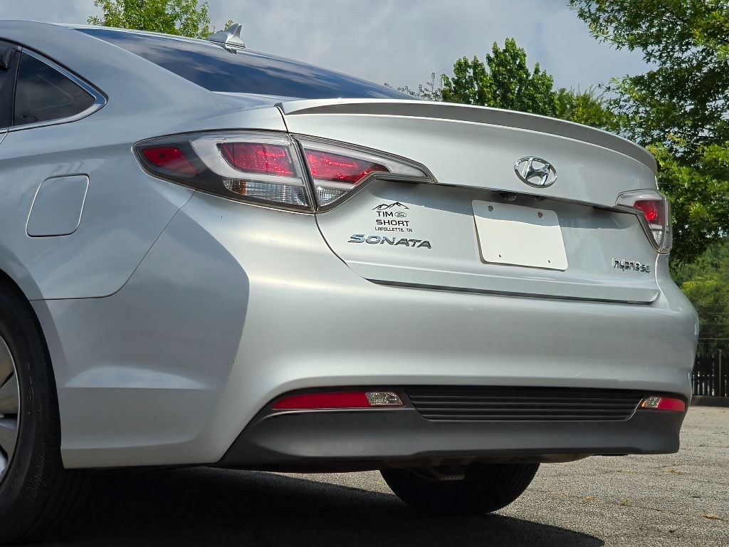 2017 Hyundai Sonata - $10,895