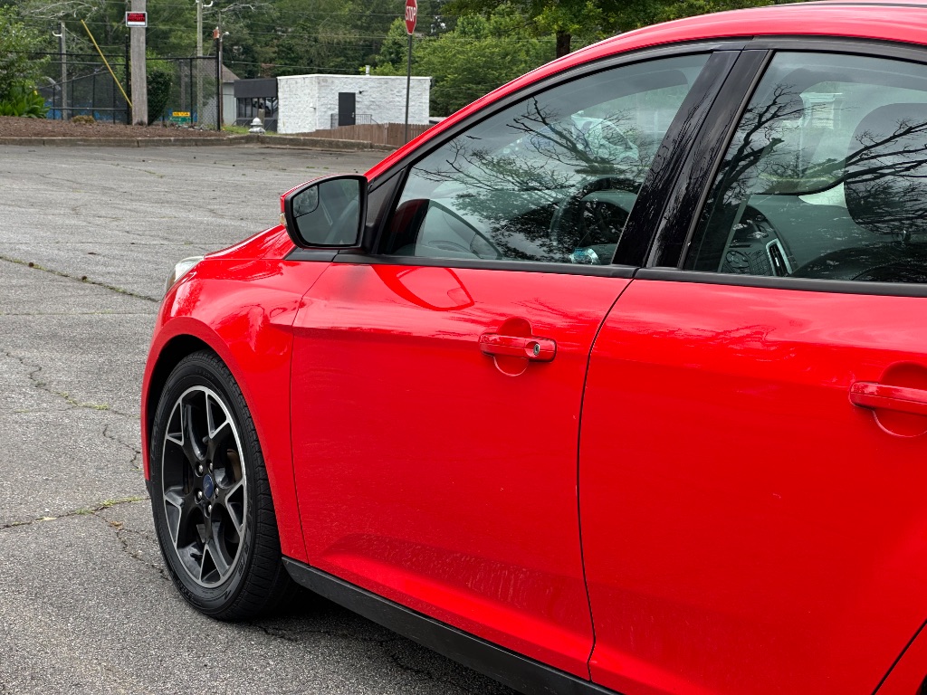 2014 Ford Focus SE photo