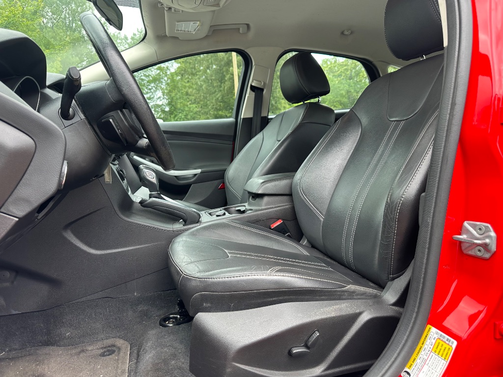 2014 Ford Focus SE photo