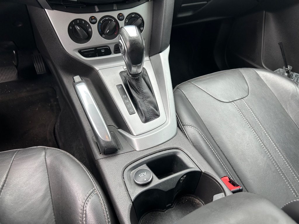 2014 Ford Focus SE photo