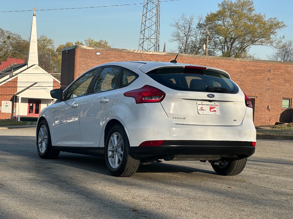 2018 Ford Focus SE photo