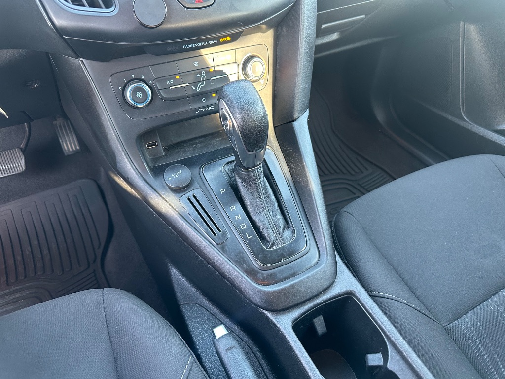 2018 Ford Focus SE photo
