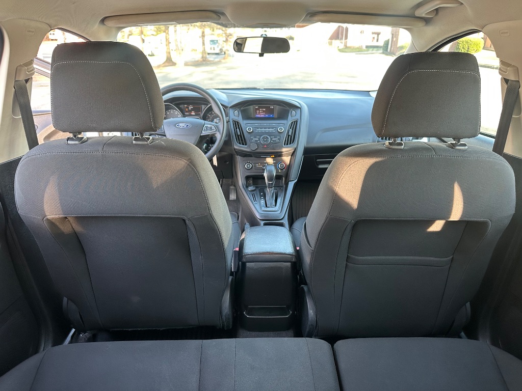 2018 Ford Focus SE photo