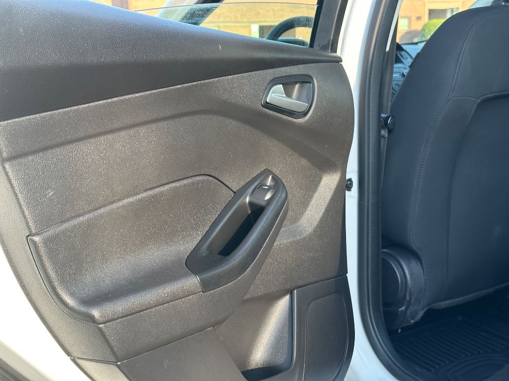 2018 Ford Focus SE photo