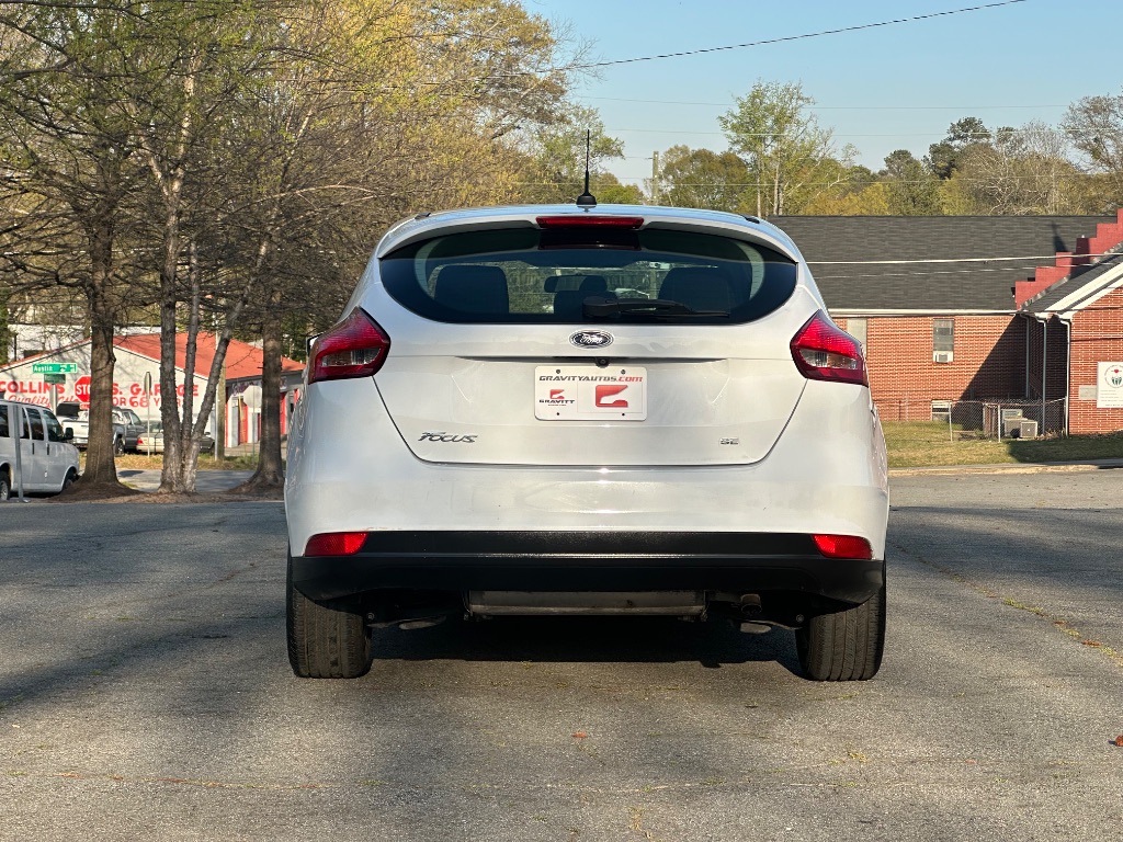 2018 Ford Focus SE photo