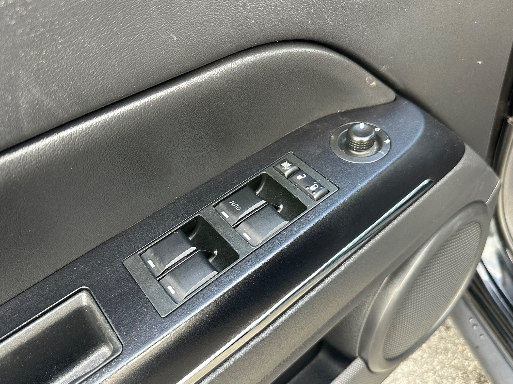 2014 Jeep Patriot Limited photo