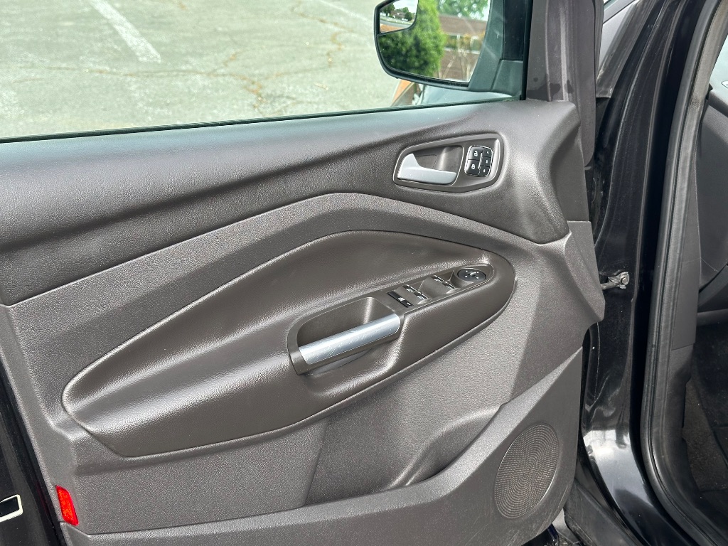 2013 Ford Escape SEL photo