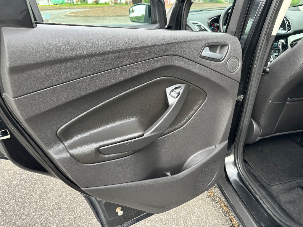 2013 Ford Escape SEL photo