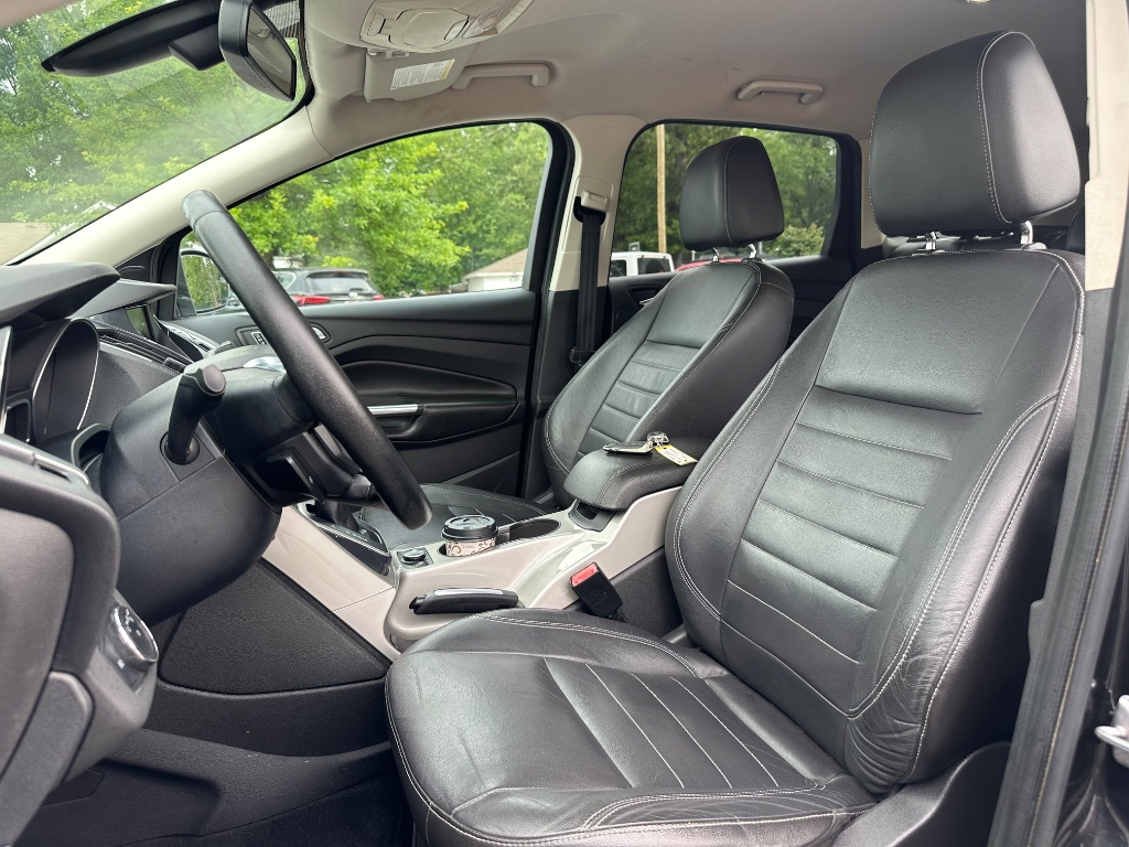 2013 Ford Escape SEL photo