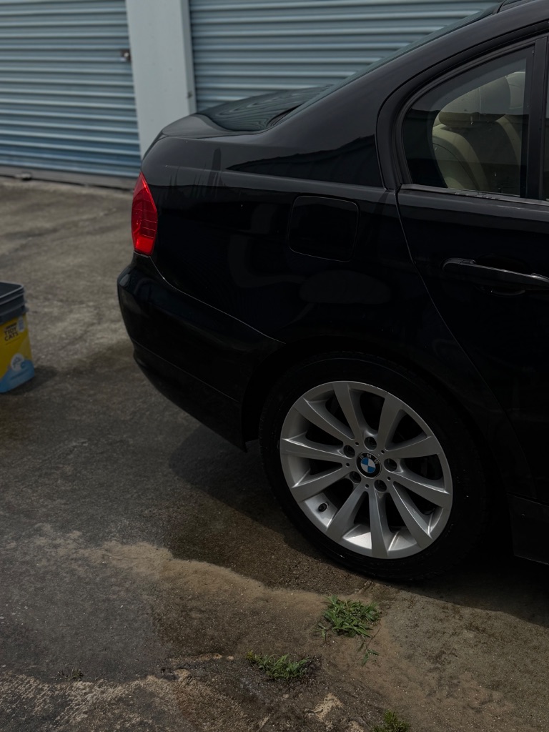 2011 BMW 328i - $4,000