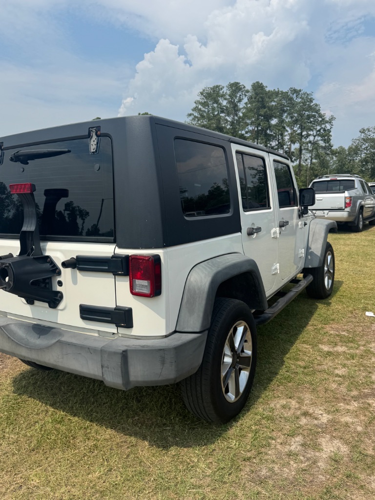 2012 Jeep Wrangler - $7,000
