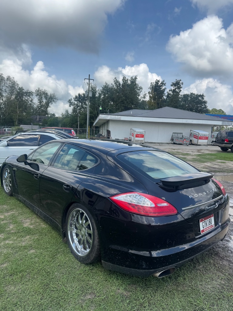 2012 Porsche Panamera - $8,000