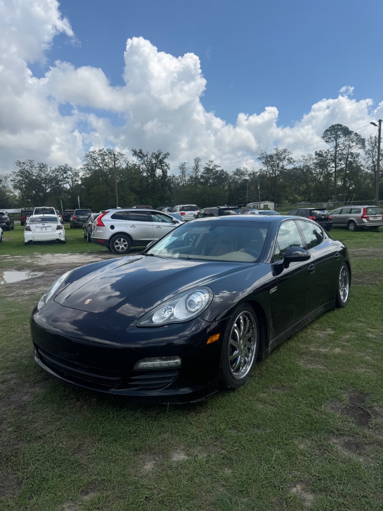 2012 Porsche Panamera - $8,000