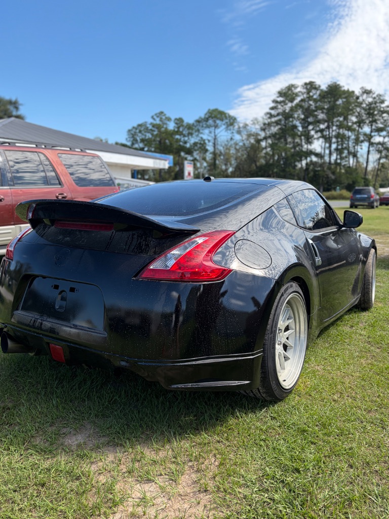 2012 Nissan 370Z - $9,500
