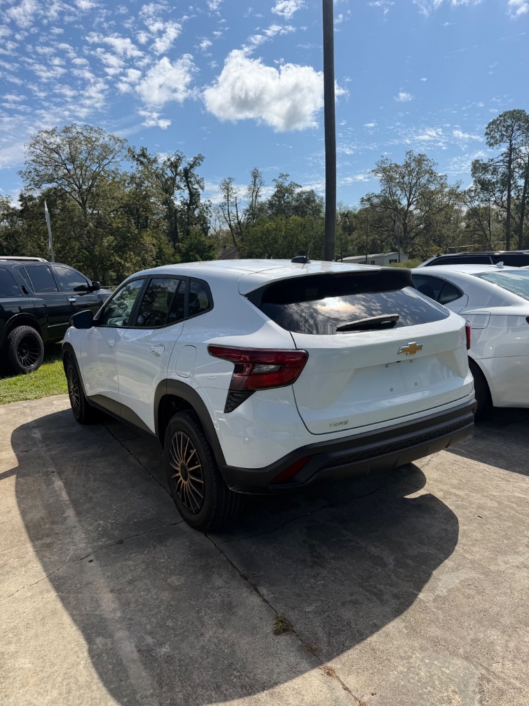 2024 Chevrolet Trax - $11,500