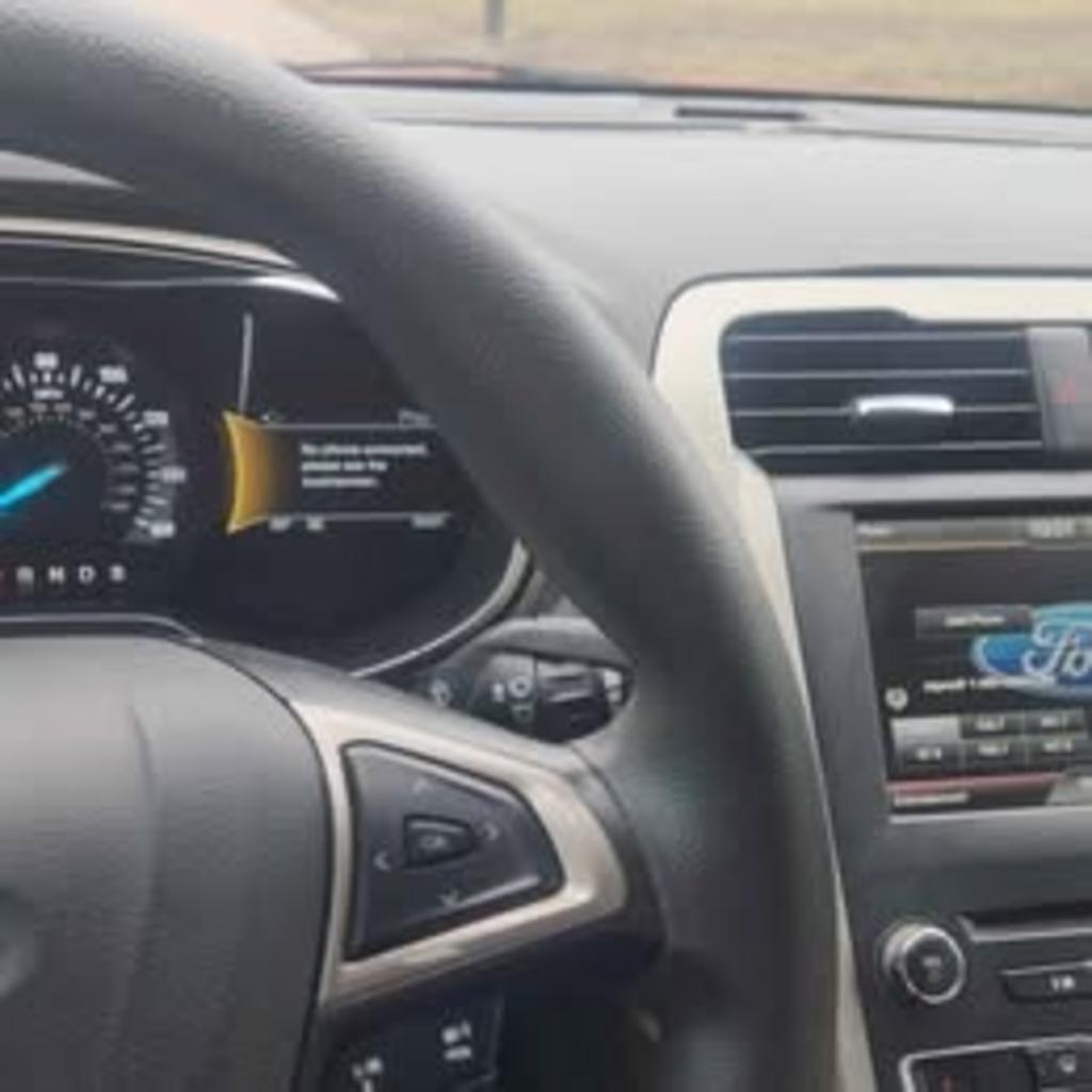 2016 Ford Fusion SE photo