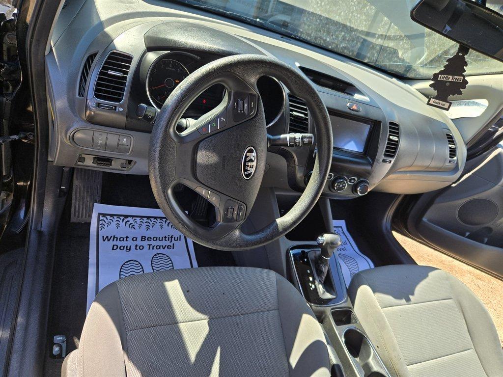 2017 Kia Forte LX photo