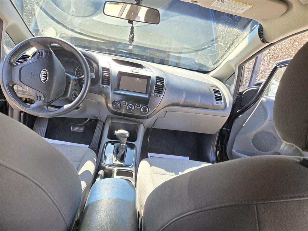 2017 Kia Forte LX photo