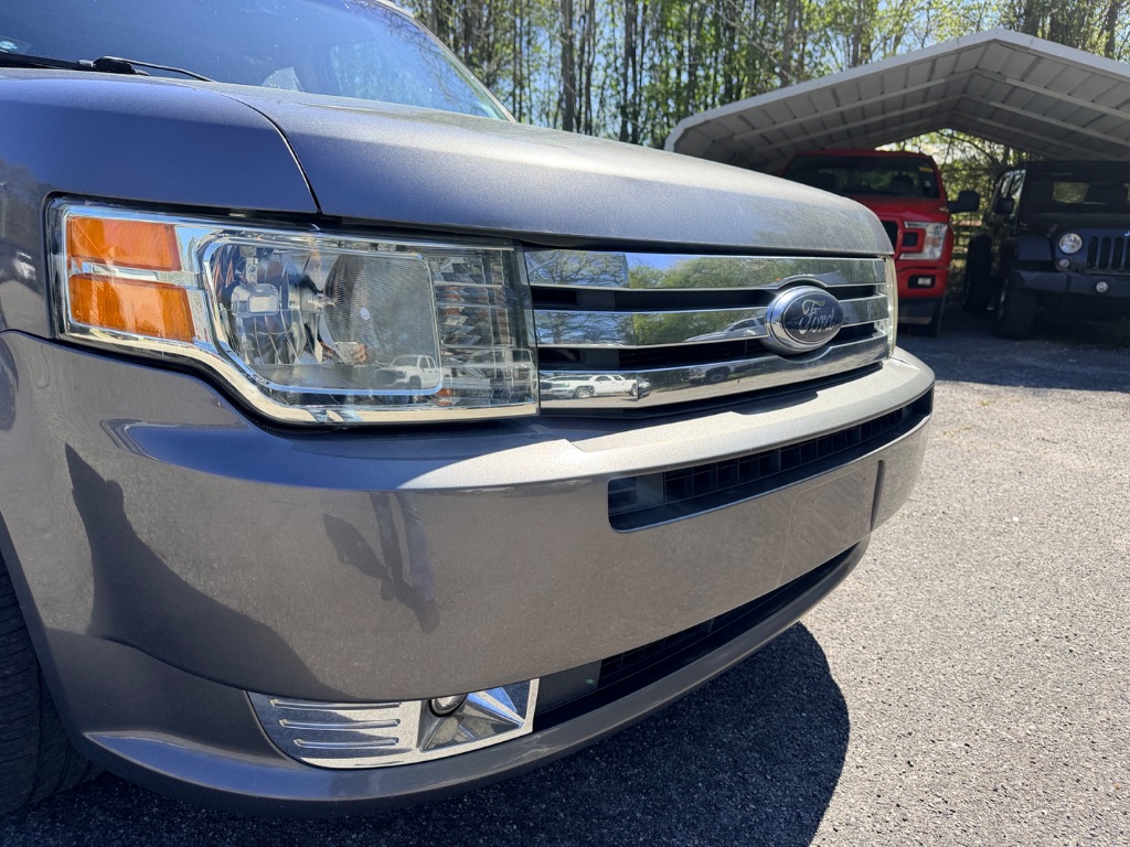 2010 Ford Flex - $5,874