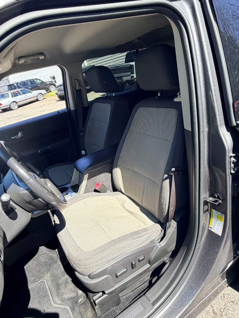 2010 Ford Flex - $5,874