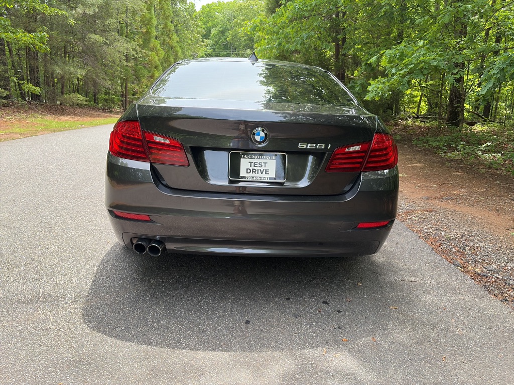 2016 BMW 5 Series - $9,800