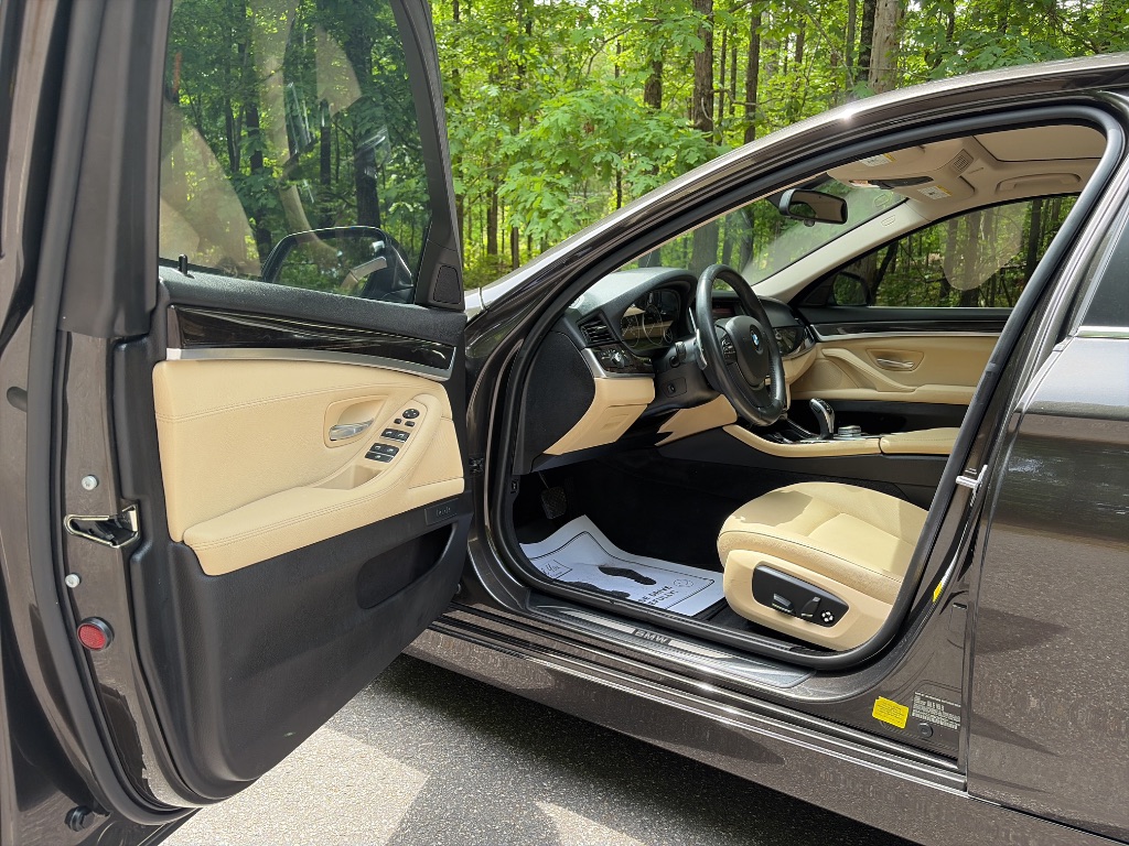 2016 BMW 5 Series - $9,800