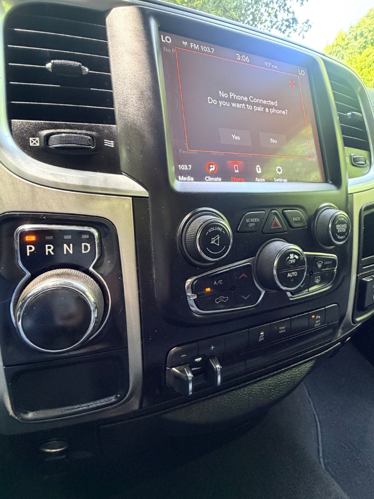 2020 Ram 1500 DS - $15,913