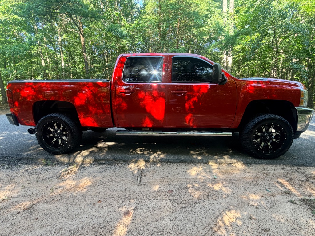 2014 Chevrolet Silverado - $33,849