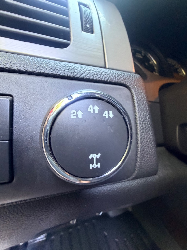 2014 Chevrolet Silverado - $33,849