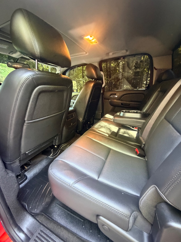 2014 Chevrolet Silverado - $33,849