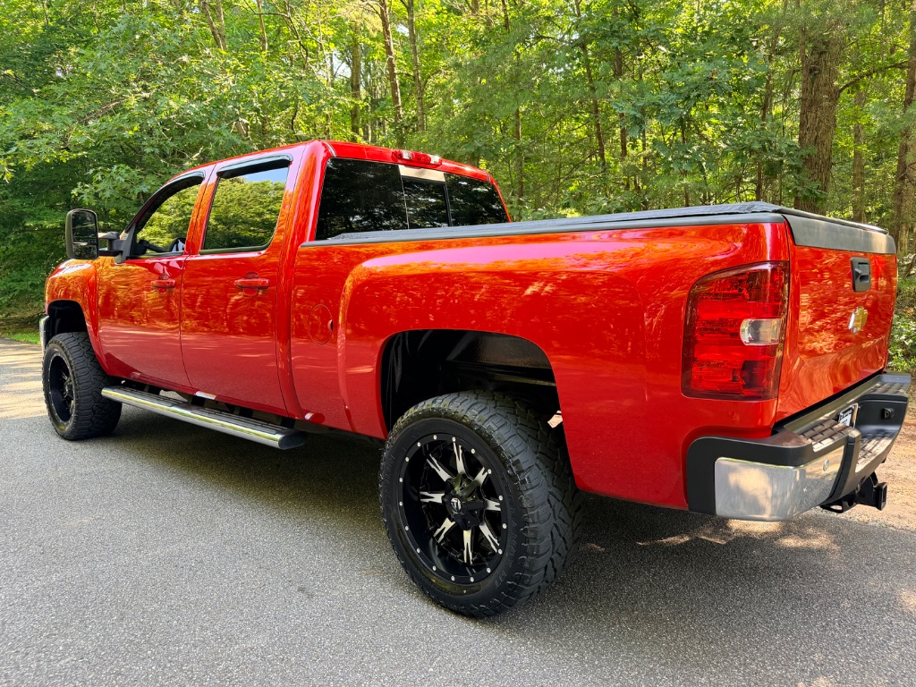2014 Chevrolet Silverado - $33,849