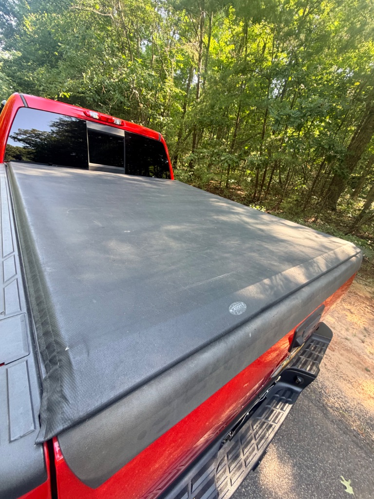 2014 Chevrolet Silverado - $33,849