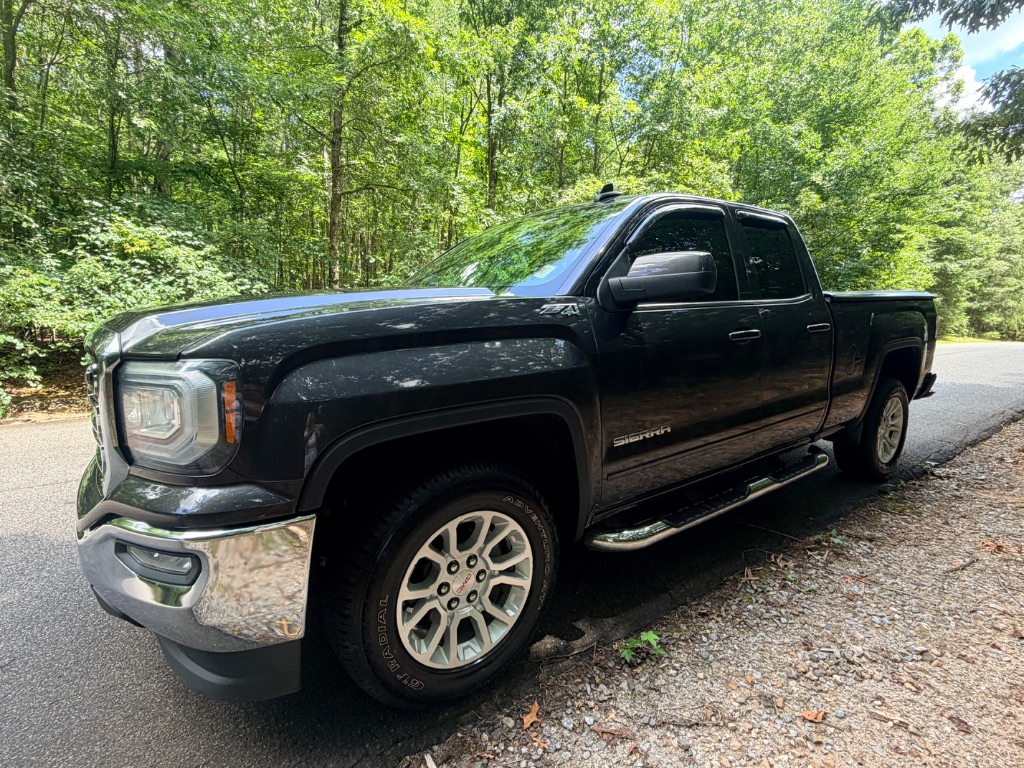 2016 GMC Sierra 1500 - $17,581