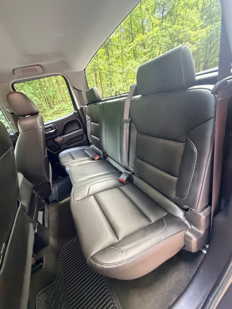 2016 GMC Sierra 1500 - $17,581