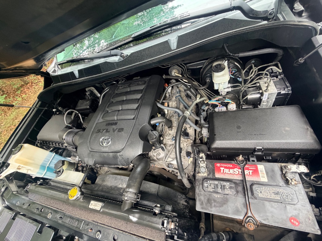 2016 Toyota Tundra - $19,780