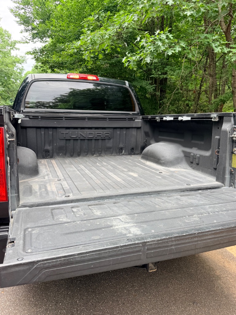 2016 Toyota Tundra - $19,780
