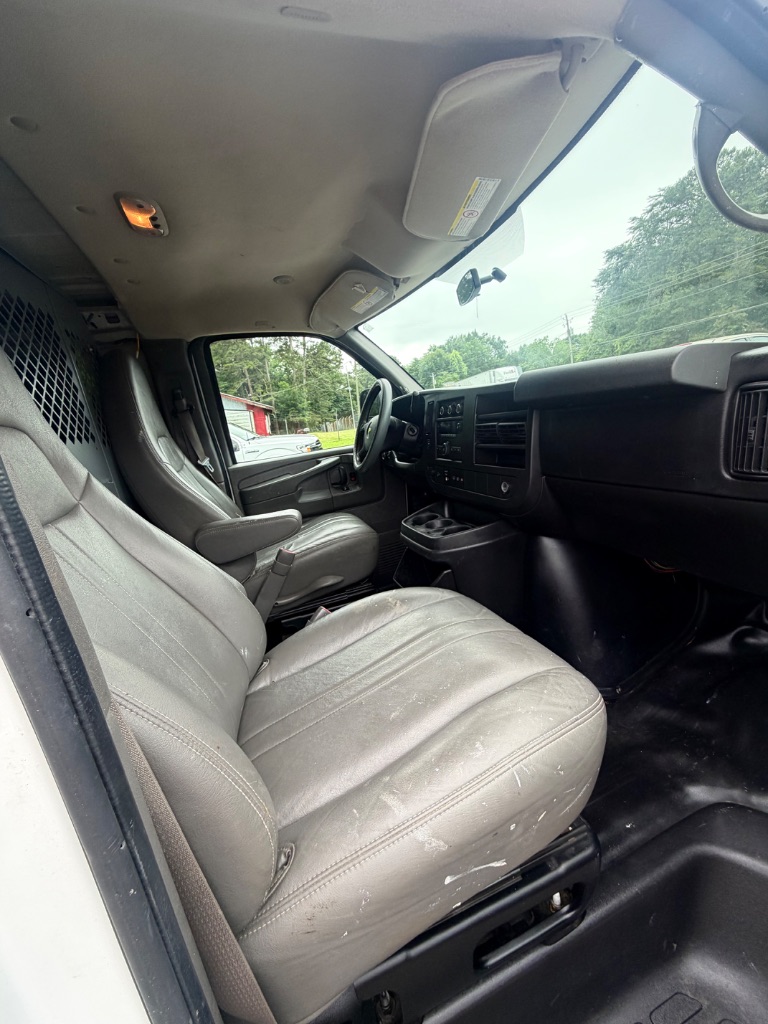 2014 Chevrolet Express - $5,500