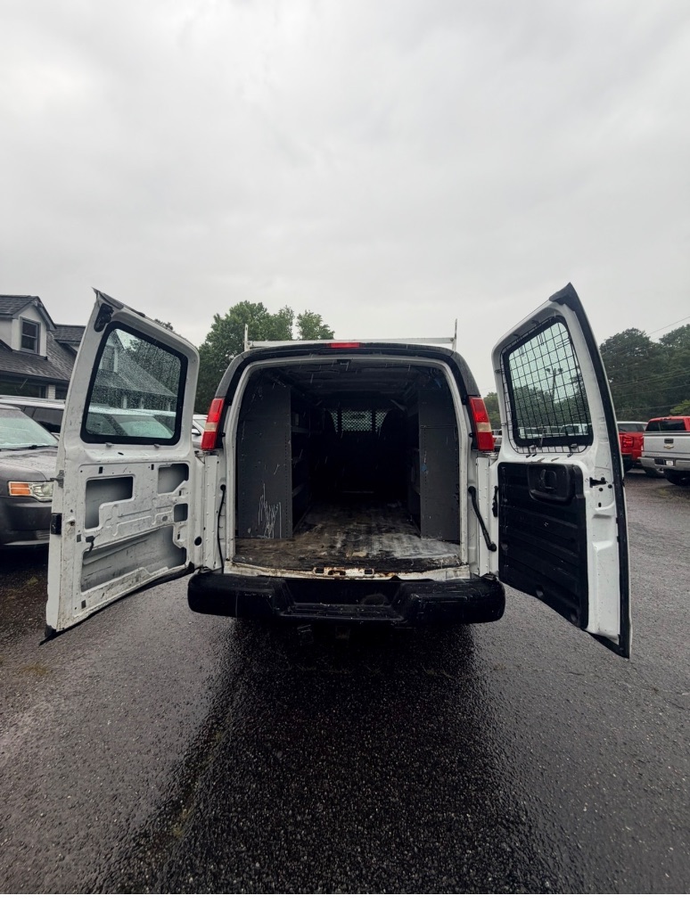 2014 Chevrolet Express - $5,500