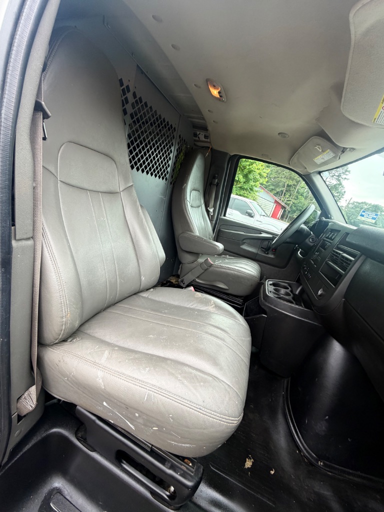 2014 Chevrolet Express - $5,500